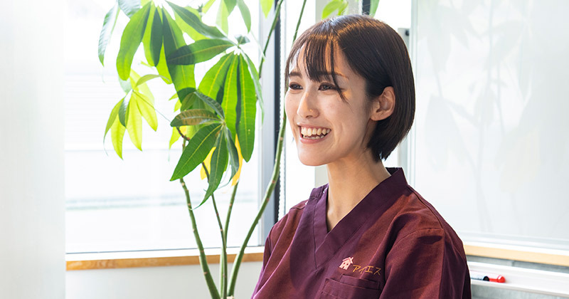 入職2年目　アイ・エスひらかた訪問看護ステーション　言語聴覚士　S.T
